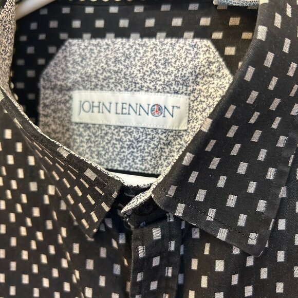 Men's John Lennon shirt - Picture 2 of 6